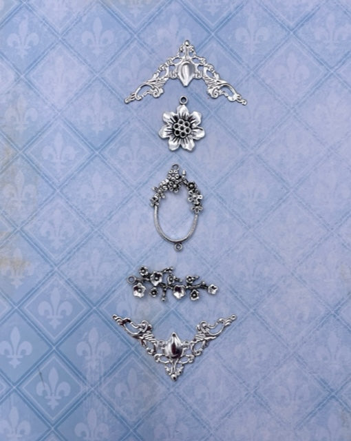 NOW SHIPPING - Life's Vignettes - Charms - Blossoms