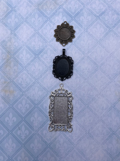 NOW SHIPPING - Life's Vignettes - Charms - Mini Masterpieces