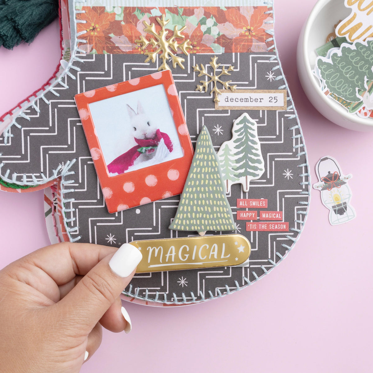 Mittens & Mistletoe Ephemera Die-Cuts 40/Pkg - Icons W/Gold Foil Accents