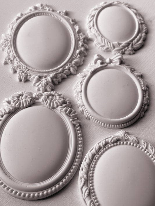 Iron Orchid Designs - Vintage Brooches 6x10 IOD Mould™