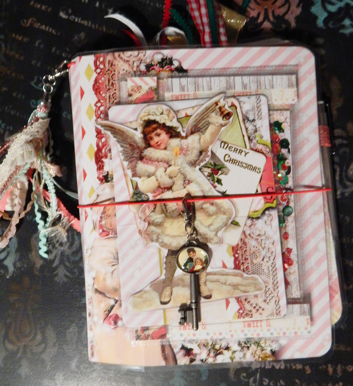 Traveler's Journal - Vintage Christmas Charm